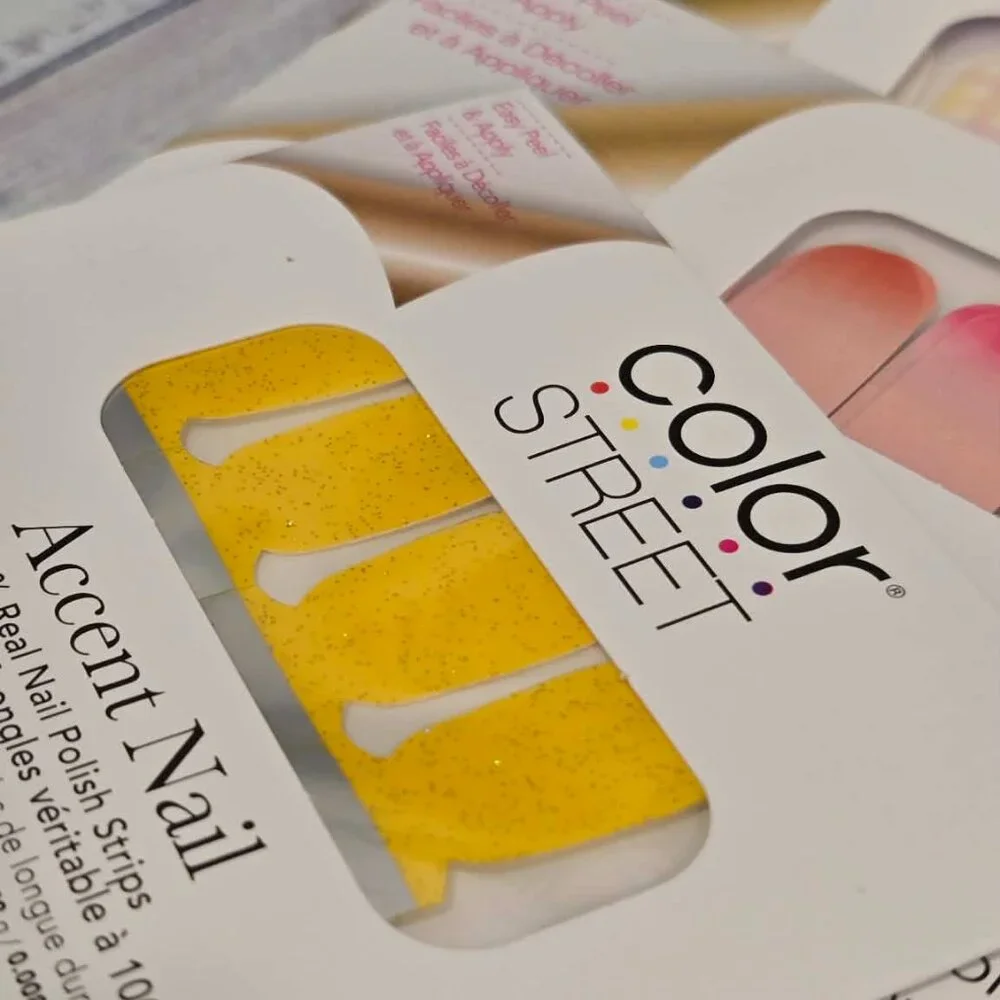 Color Street Bunny Press on Nail Designs